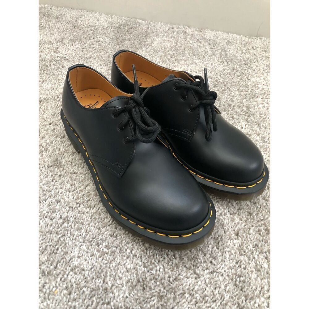 Dr Martens 1461 3-Eye Smooth Black Leather Oxfords Women's Size 8
